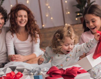 Natal: Escolha o brinquedo certo para cada idade e evite contratempos